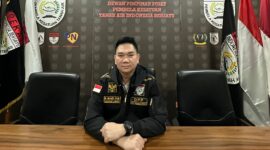 Foto: Sekretaris Jenderal PEKAT Indonesia Bersatu, H. Muhammad Milano Lubis, SH. MH., saat memimpin rapat internal pengurus di Kantor DPP PEKAT Indonesia Bersatu, Jakarta Selatan, Senin (8/9/2025).