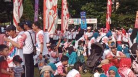 Foto: HKG PKK 2025 di Jaksel: Ribuan Warga Tumpah Ruah Ikuti Funwalk dan Bazar UMKM.