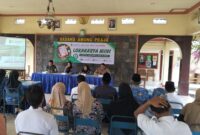 Foto: Camat Pogalan Dilly Dwi Kurniasari, Danramil 0806-02 Pogalan Lettu Inf Teguh Sasongko, jajaran Polsek Pogalan, Kepala Puskesmas Pogalan, serta tokoh masyarakat.