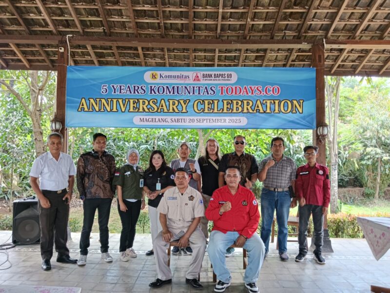 Foto: Media Komunitastodays.co merayakan hari jadinya yang ke-5 tahun di Balkondes Kembanglimus, Borobudur, Jawa Tengah.