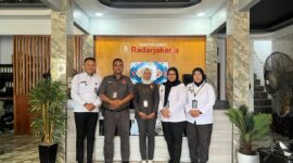 Foto: Rombongan Balai Pemasyarakatan (Bapas) Kelas I Jakarta Barat berkunjung ke kantor media Radar Jakarta di Jalan Cenderawasih Raya, Cengkareng, Jakarta Barat.