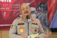 Foto: Kalemdikpol Polri Komjen Pol Chryshnanda Dwilaksana saat memberikan arahan penting kepada jajaran, Selasa (30/9/2025).