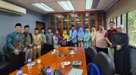 Foto: Delegasi Universitas Islam Jakarta (UIJ) bersama jajaran akademisi Universiti Kebangsaan Malaysia (UKM) berpose usai melaksanakan diskusi kerja sama strategis di bidang akademik, penelitian, publikasi, serta mobilitas internasional. 