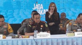 Foto: Dwi Antoro, Wakil Kepala Kejaksaan Tinggi Jakarta saat Jumpa Pers di Polda Metro Jaya, Selasa (30/9/2025). (Dok-Kompas.com/Baharuddin Al Farisi)