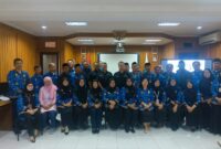 Foto: Persatuan Wartawan Indonesia (PWI) DKI Jakarta usai kegiatan diskusi bertema “Membangun Kepercayaan Publik di Dunia Pendidikan melalui Kemitraan Sekolah, Komite, dan Pers” di SMK Negeri 56 Pluit, Jakarta Utara, Selasa (28/10/2025).