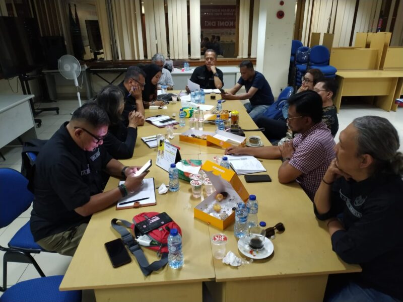 Foto: Kesit B Handoyo mimpiin rapat pengurus.