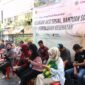 Foto: Warga Antusias Ikuti Pemeriksaan Kesehatan Gratis di Bapas Jakarta Barat.