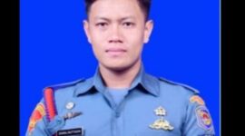 Foto: Almarhum Praka Mar Zaenal Mutaqim Personel Detasemen Intai Para Amfibi 1 (Den Ipam 1) Marinir gugur dalam tugas saat melaksanakan penerjunan Rubber Duck Operations (RDO) dalam rangkaian HUT Ke-80 TNI. (Dok-Puspen TNI)