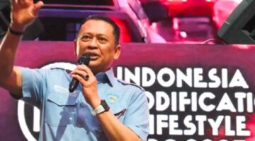 Foto: Ketua MPR RI ke-15 sekaligus Ketua Dewan Pembina Ikatan Motor Indonesia (IMI), Bambang Soesatyo, memberikan apresiasi tinggi terhadap suksesnya penyelenggaraan Indonesia Modification & Lifestyle Expo (IMX) 2025 yang digelar di Jakarta Convention Center (JCC), 10–12 Oktober 2025. (Dok-Istimewa)