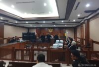 Foto: Persidangan Kasus Dugaan Korupsi Impor Gula diwarnai Penegasan Prinsip Keadilan Hukum dari Tim Pembela pada Sidang pembacaan pledoi atau nota pembelaan di Pengadilan Negeri Jakarta Pusat, Senin (20/10/2025) malam. (Dok-Okj/Fahmy Nurdin)