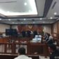 Foto: Persidangan Kasus Dugaan Korupsi Impor Gula diwarnai Penegasan Prinsip Keadilan Hukum dari Tim Pembela pada Sidang pembacaan pledoi atau nota pembelaan di Pengadilan Negeri Jakarta Pusat, Senin (20/10/2025) malam. (Dok-Okj/Fahmy Nurdin)