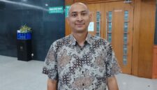 Foto: Kuasa Hukum terdakwa Danny Praditya, FX L. Michael Shah, SH., usai Wawancara di Pengadilan Negeri Jakarta Pusat, Jumat (31/10/2025). (Dok-Okj/Fahmy Nurdin)