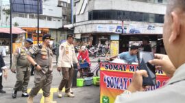 Foto: Satpol PP Jakarta Pusat Gelar “Rabu Tertib” di Menteng: Tertibkan PKL dan Parkir Liar di Kawasan Cikini Raya