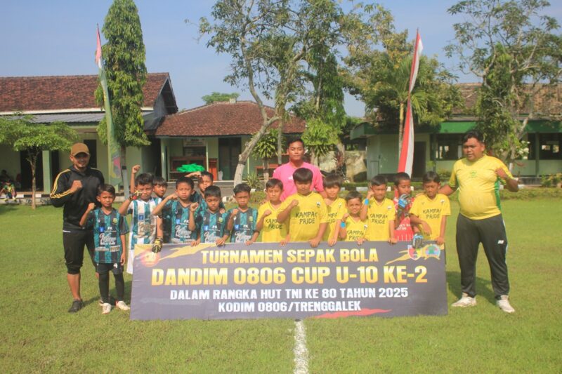 Foto: Semangat Muda di Lapangan Hijau: Turnamen Dandim Cup U-10 ke-2 di Trenggalek.