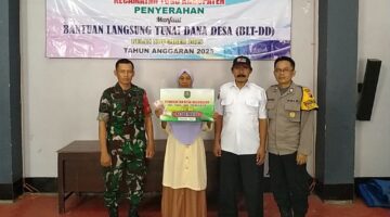 Foto: BLT-DD Trenggalek Aman dan Tertib Berkat Pengamanan TNI–Polri.