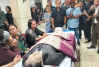 Foto: Jenazah akan diterbangkan ke tanah kelahirannya di Harianboho.