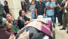 Foto: Jenazah akan diterbangkan ke tanah kelahirannya di Harianboho.