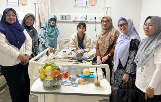 Foto: MUI DKI Jakarta Kunjungi Korban Ledakan SMAN 72 di RS YARSI. (Dok-Istimewa)