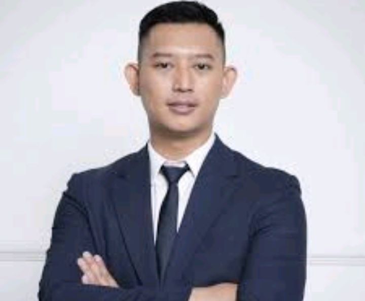 Foto: Kuasa hukum Guntoro dari Lexvictorie Law Office, Diantori SH., MH., MM., CLA., CPSP AWP., QWP., menyambut putusan bebas ini sebagai bentuk tegaknya keadilan. (Dok-Istimewa)