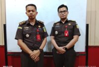 Foto: Kasi Pidum Kejari Jakarta Timur, Aji Rahmadi, bersama jajaran saat memberikan keterangan terkait kesiapan menghadapi penerapan KUHP dan KUHAP baru 2026.
