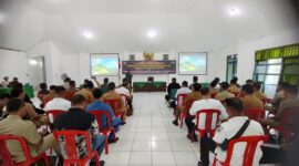 Foto: Kodim 0807/Tulungagung menggelar kegiatan Komunikasi Sosial (Komsos) dengan aparat pemerintah daerah di Aula Pandu Sakti Makodim Tulungagung, Jumat (5/12/2025). 