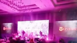 Foto: Penampilan Band Republik yang diduga menjadi bagian dari rangkaian acara rakor Pemkab Tangerang di Bandung. (Foto: 1st)