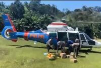 Foto: Helikopter Dauphin Polri Dukung Penanganan Banjir Agam.
