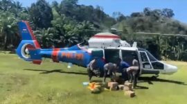 Foto: Helikopter Dauphin Polri Dukung Penanganan Banjir Agam.