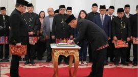 Foto: Gubernur Pramono Lantik Sekda Baru DKI Jakarta.