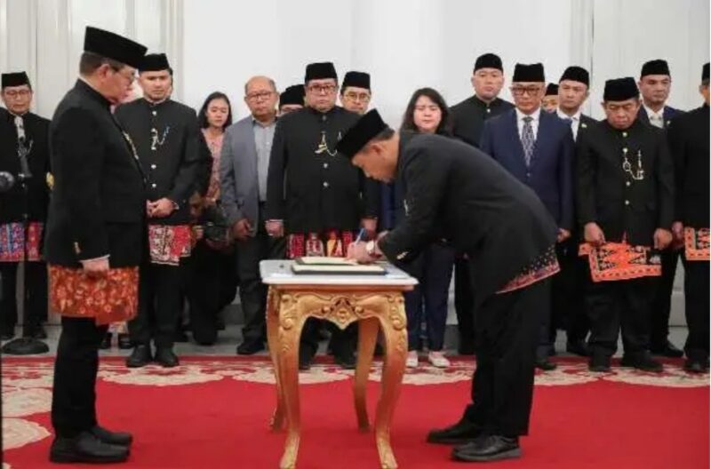 Foto: Gubernur Pramono Lantik Sekda Baru DKI Jakarta.