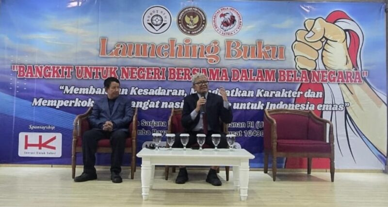 Foto: Peluncuran buku “Bangkit Untuk Negeri Bersama dalam Bela Negara” oleh Media Nasional Sorot News bersama Ormas Satria digelar di Aula Kampus Pascasarjana Universitas Pertahanan RI, Jakarta Pusat.