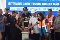 Foto: Peresmian fasilitas pemindai kontainer terbaru di Terminal Operasi 3 IPC Terminal Petikemas (TER3) dan Terminal Mustika Alam Lestari (TMAL), Jumat (12/12). (Dok-Istimewa)