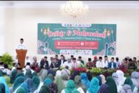 Foto: Pemerintah Kota Administrasi Jakarta Timur bersama unsur masyarakat menggelar Dzikir dan Muhasabah Munajat Akhir Tahun 2025 di Aula Masjid Baitushshidqi, Pondok Karya Pembangunan (PKP), Kelurahan Kelapa Dua Wetan, Kecamatan Ciracas, Sabtu (27/12/2025). (Dok-Istimewa)