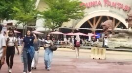 Foto: Suasana Dufan Ancol yang dipadati pengunjung sejak Senin pagi (29/12/2025). (Dok-Istimewa)