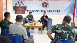 Foto: Upaya memperkuat kemitraan strategis antara TNI dan insan pers terus dilakukan. Kepala Penerangan Kodam (Kapendam) Jaya Kolonel Inf. Arief Wicaksana, S.H., M.Han., melakukan kunjungan silaturahmi ke Kantor Persatuan Wartawan Indonesia (PWI) Jaya di Gedung Prasada Sasana Karya, Jakarta Pusat, Selasa (30/12/2025). (Dok-PWI Jaya)