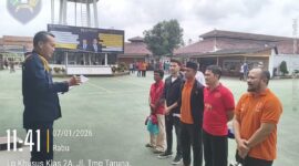 Figur publik Jonathan Frizzy resmi menjalani Cuti Bersyarat (CB) setelah menjalani masa pidana di Lembaga Pemasyarakatan Pemuda Kelas IIA Tangerang.
