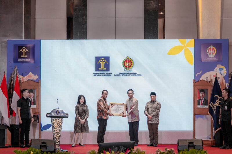 Kementerian Hukum meresmikan pembentukan 438 Pos Bantuan Hukum (Posbankum) di seluruh kelurahan dan kalurahan di Daerah Istimewa Yogyakarta (DIY).