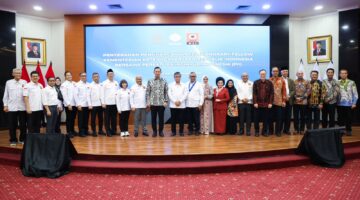 Menteri Koordinator Bidang Infrastruktur dan Pembangunan Kewilayahan Agus Harimurti Yudhoyono (AHY) menegaskan pembangunan infrastruktur nasional tidak dapat dipisahkan dari penguatan kompetensi tenaga kerja serta peran strategis para insinyur.