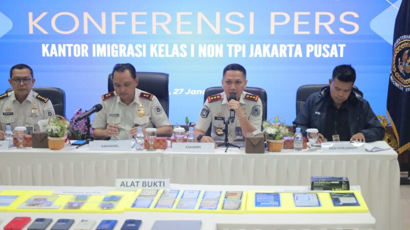 Transisi energi yang selama ini dipromosikan sebagai solusi krisis iklim dinilai masih menyisakan persoalan serius, terutama terkait keadilan sosial dan ekologis. Narasi pembangunan hijau, khususnya melalui proyek panas bumi, dinilai belum sepenuhnya berpihak pada keselamatan warga dan keberlanjutan ruang hidup masyarakat.