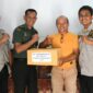 Foto: Kapenrem Penrem 081/DSJ Mayor Inf Ismail (kedua kiri) bersama personel Penrem 081/DSJ berfoto usai menyerahkan tali asih kepada purnatugas ASN dalam kegiatan anjangsana di Kabupaten Magetan, Selasa (20/1/2026)