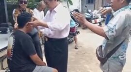 Foto: Terapi gangguan gendang telinga kanan dan kiri oleh Master Ricky. (Dok-Istimewa)