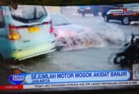Foto: Sejumlah Motor Mogok Akibat Banjir Jakarta. (Dok-InewsTV)
