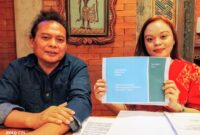 Foto: (kiri) Deolipa Yumara Kuasa Hukum Pricelliyah Lilian, S.H., Direktur Aset dan Operasional CV NCU. (kanan). (Dok-Okj/FN)