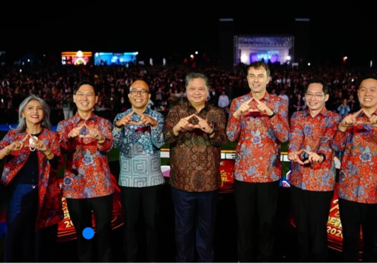 Pemerintah menegaskan komitmennya untuk terus memperkuat sektor usaha mikro, kecil, dan menengah (UMKM) sebagai fondasi pemerataan dan ketahanan ekonomi nasional di tengah dinamika perekonomian global.