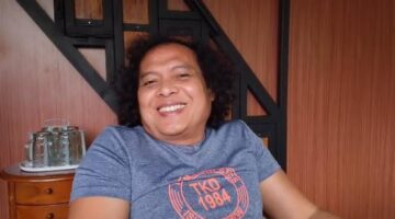 Foto: Praktisi Hukum Deolipa Yumara saat ditemui okjakarta.com di kediamannya di kawasan Depok, Kamis (29/1/2026). (Dok-Okj/FN)