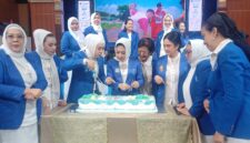 Ikatan Wanita Pengusaha Indonesia (IWAPI) menegaskan komitmennya mendorong transformasi digital bagi perempuan pengusaha di Tanah Air. Organisasi yang telah berdiri selama 51 tahun itu menilai literasi digital menjadi tantangan utama dalam pengembangan usaha perempuan saat ini.