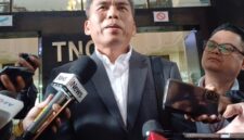 Kasus dugaan narkotika yang menyeret nama Didik Putra Kuncoro kian menjadi sorotan publik. Melalui kuasa hukumnya, Rofiq Ashari, perwira menengah Polri tersebut secara tegas membantah pernah memerintahkan siapa pun untuk mengedarkan narkoba.