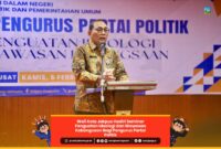 Foto: Wali Kota Administrasi Jakarta Pusat Arifin memberikan sambutan dalam Seminar Penguatan Ideologi dan Wawasan Kebangsaan bagi pengurus partai politik yang digelar Pemkot Jakarta Pusat 