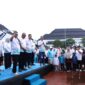 Ribuan masyarakat Banten memadati kawasan sekitar Kantor Gubernur Banten, Minggu pagi (8/2/2026), untuk mengikuti kegiatan Jalan Sehat bersama dalam rangkaian peringatan Hari Pers Nasional (HPN) 2026.