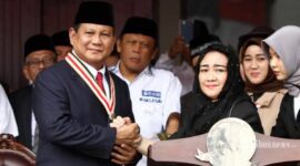 Foto: Mahardhika Soekarno Tegaskan Kesetiaan pada Prabowo dan Gerindra